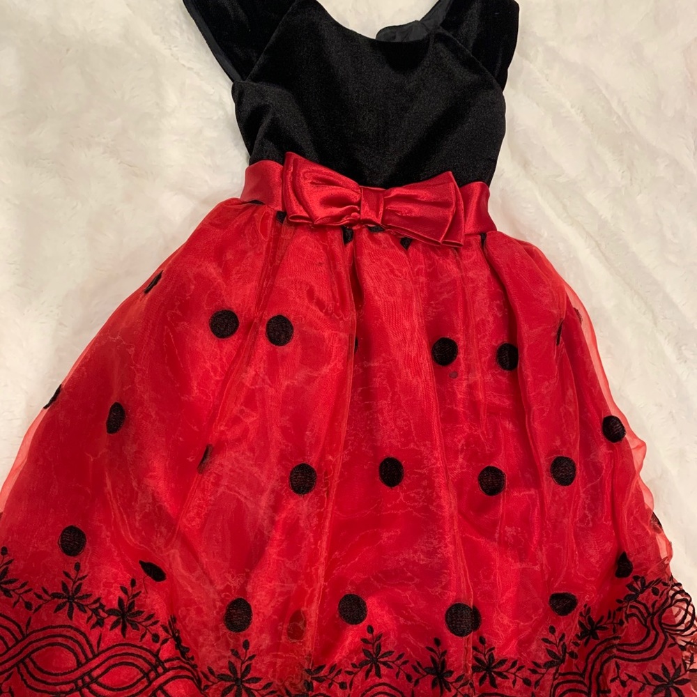 Girls party dress